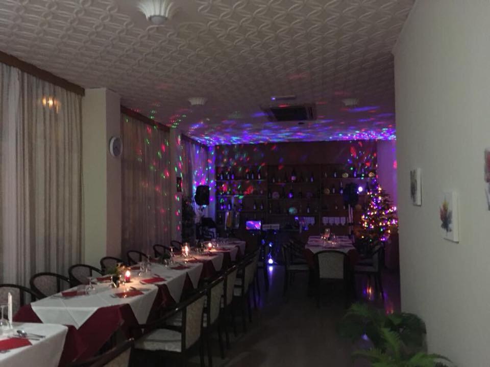 Hotel Glenn Римини Экстерьер фото